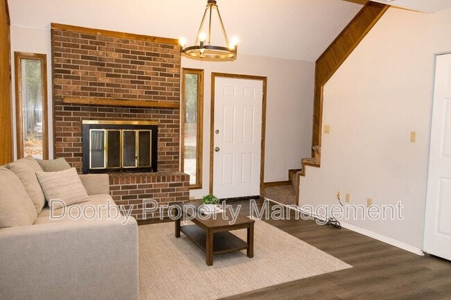 Photo - 18 S Germantown Rd Unit 7