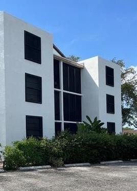 Building Photo - 211 Lake Pointe Dr Unit 212