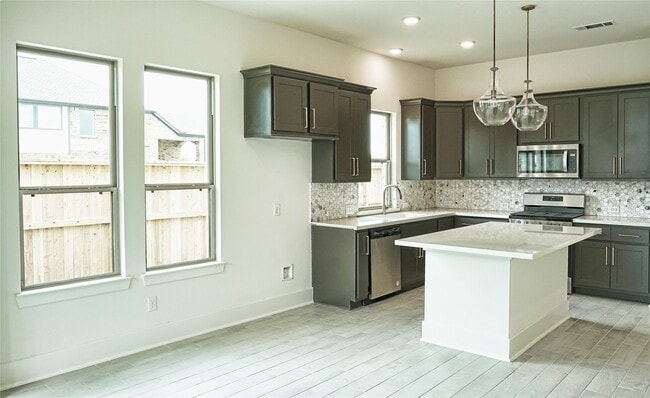 Photo - 7102 Grassland Vis Ln