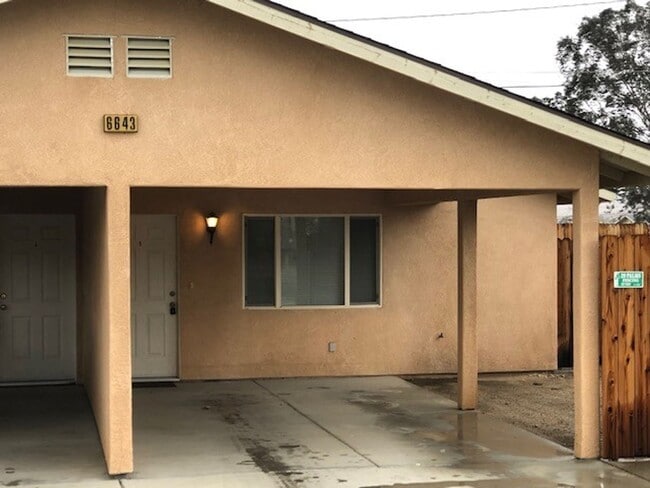 Building Photo - 6643 Desert Queen Ave Unit 6643 Desert Queen  B Rental