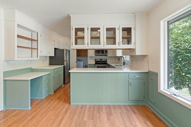 Photo - 3 Bedroom Contemporary Carolina Trace Home...