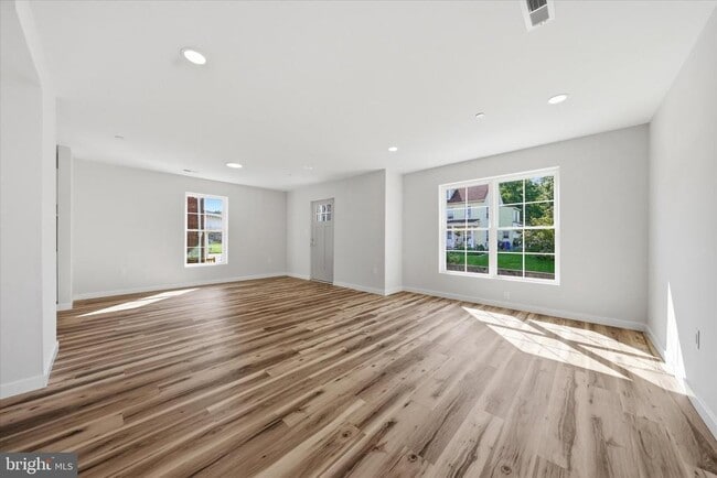 530 Ridge Ave