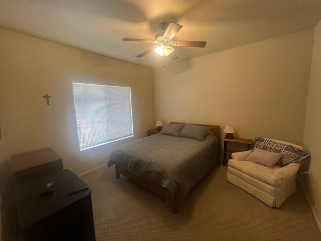 Photo - NICELY FURNISHED 2 BED/2 BA CONDO AT SUNRISE & KOLB!  AVAILABLE FOR SELF VIEWING!
