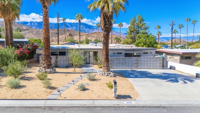 Photo - 37535 Melrose Dr