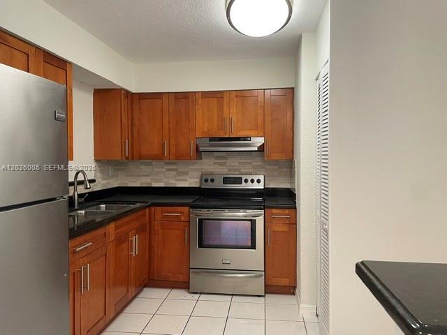 Photo - 7700 SW 137th Ct