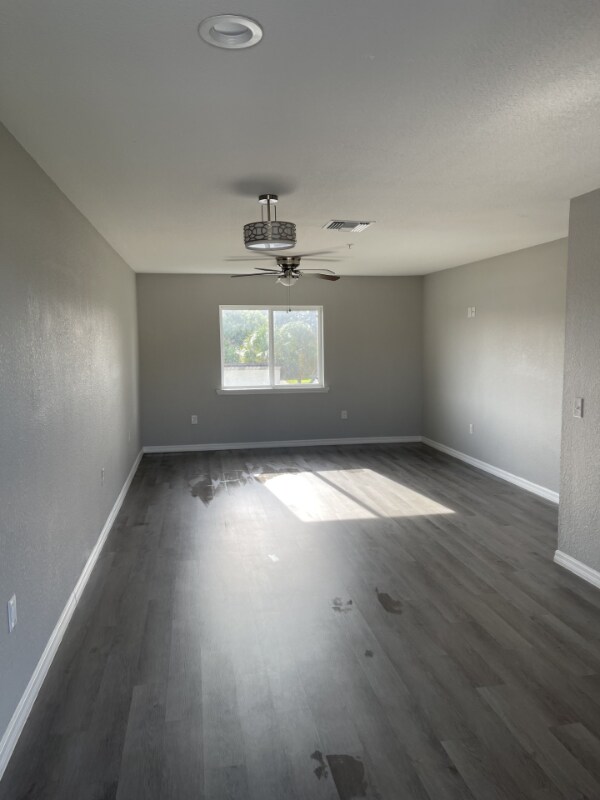 Photo - 1935 Ave O SW Unidad 203