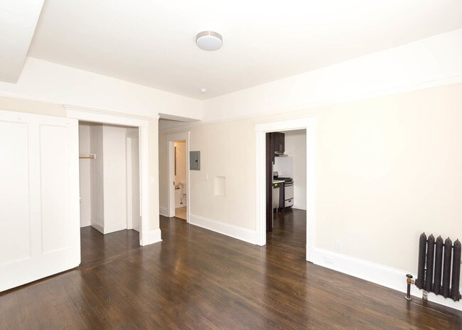 Unit #208 - 990 Geary