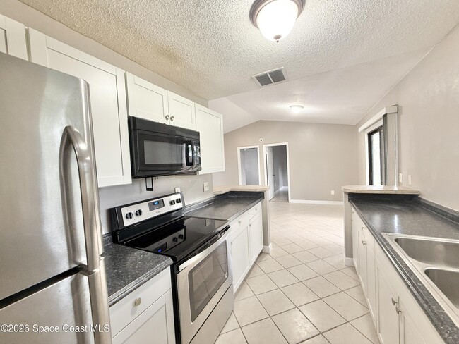 Photo - 5925 Clearfield Ave