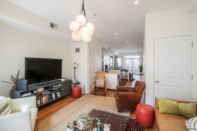 Photo - Gorgeous Fairmount One Bedroom Condo
