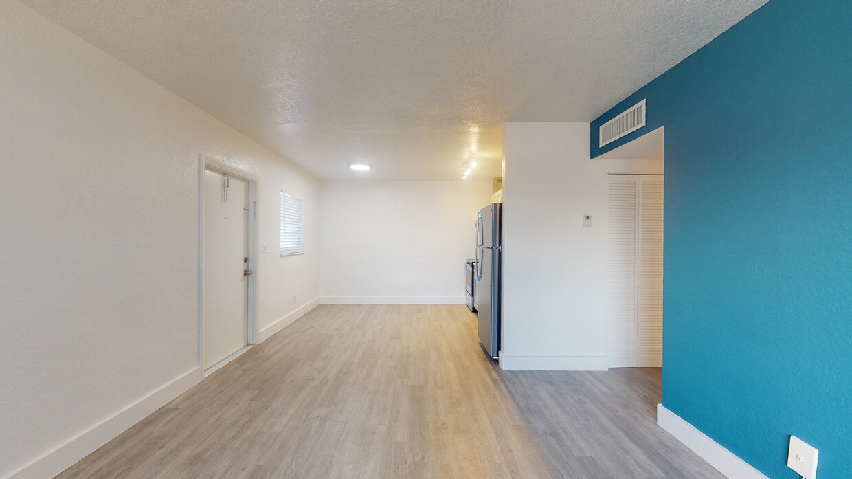 Photo - Key Bay Apartments