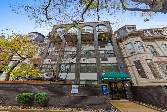 Photo - 1446 N Dearborn St Condo Unit B4