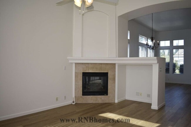 Photo - 2108 Macaw Ln