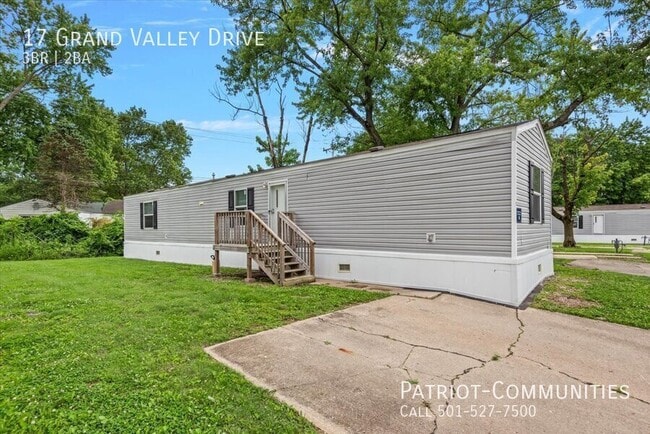 Photo - 17 Grand Valley Dr