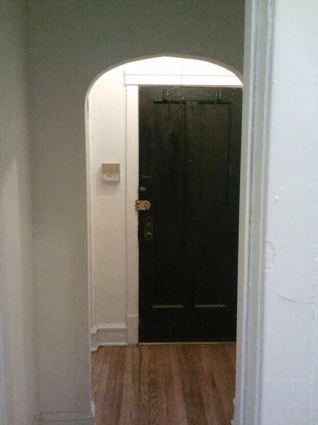 6347 N Magnolia Ave Unit 3M