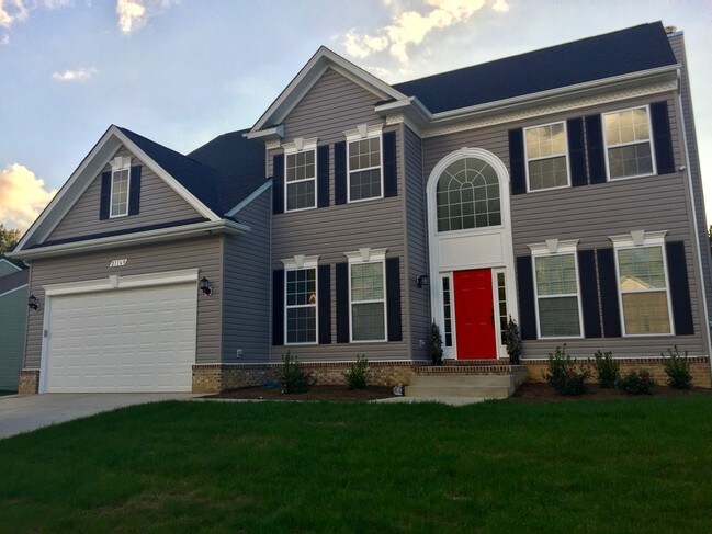 Photo - 21169 Elizabeth Hill St