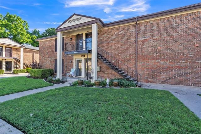 Photo - 4024 Ridglea Country Club Dr Unit 611