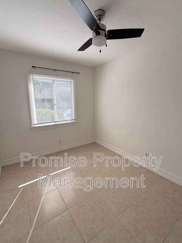 Photo - 608 Surfrider Way