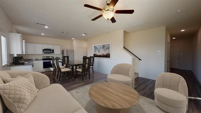 Photo - 1818 Marquette Dr
