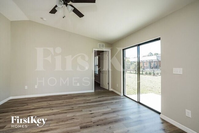 Photo - 308 Palisades Ave