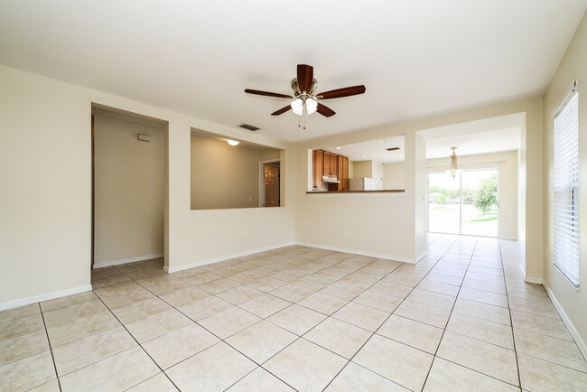 Photo - 11805 Prickly Pear Way
