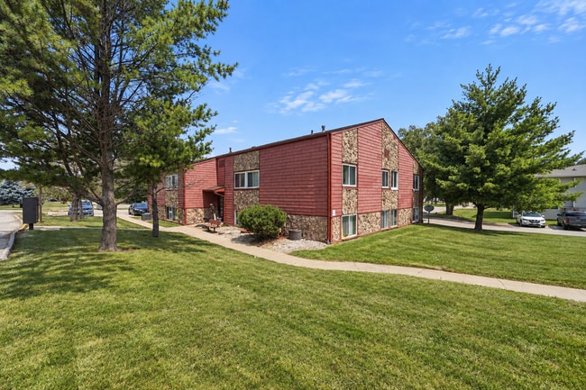 4th Street Manor