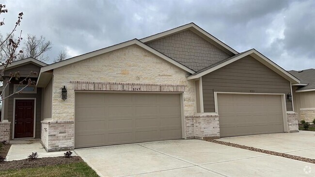 Building Photo - 9753 Grosbeak Ln Rental