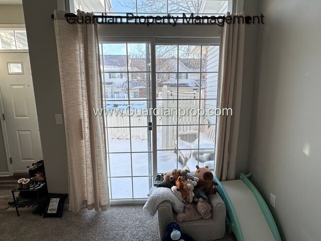 Photo - Apple Valley Town Home, 1 Car Garage, Washer/Dryer, Dishwasher, Available April/May 1st