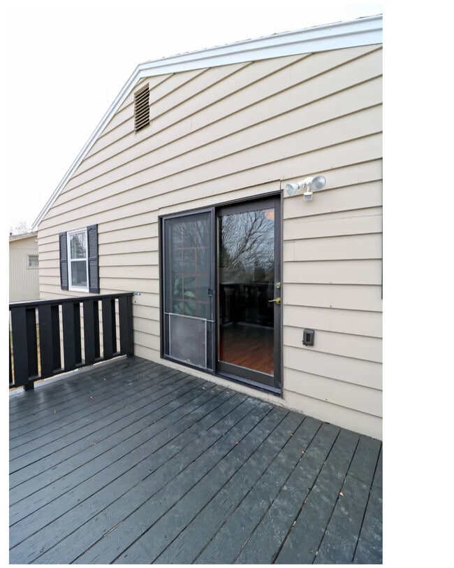 Photo - 1114 Knight St