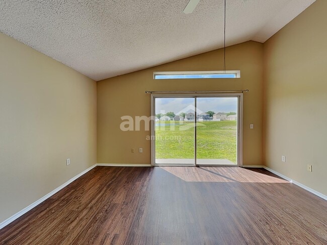 Photo - 1468 Carey Glen Cir