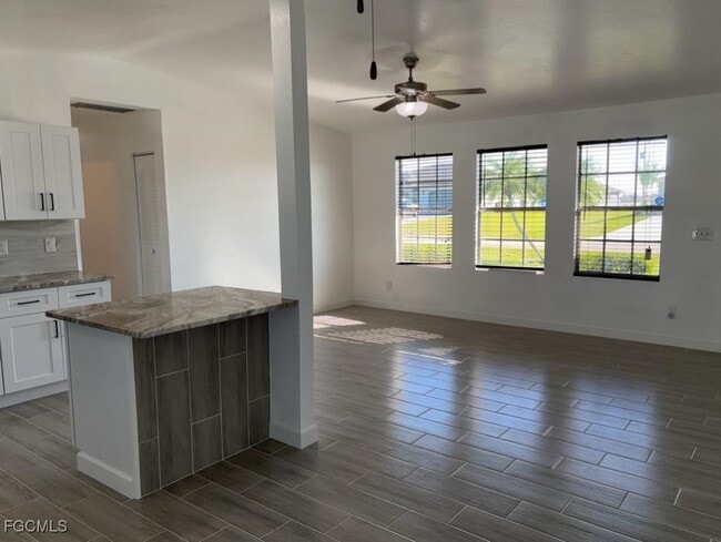 Photo - 305 NE 23rd St