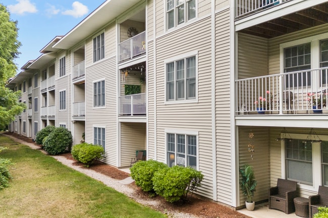 Photo - Bay Point Apartments