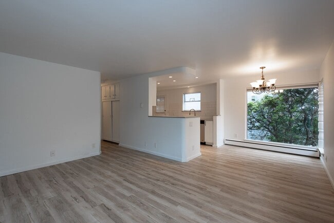 2021 - 2021 Apartment Unit 1