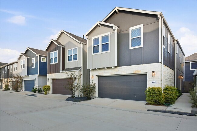 Photo - 4106 Split Ivy Dr