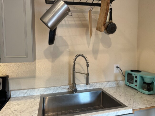 Photo - 21200 Westside Hwy SW