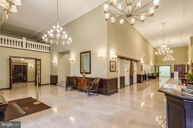 Photo - 1324 Locust St Unit #317