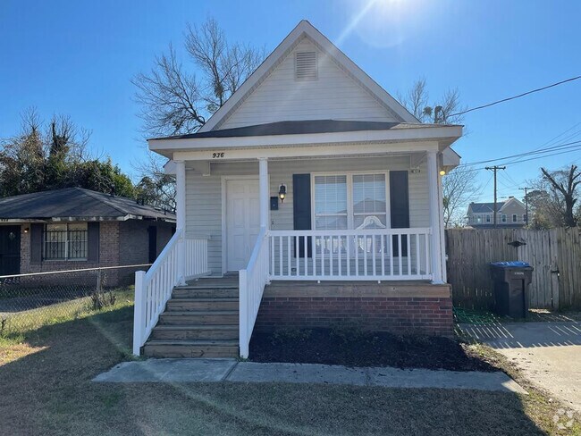 Building Photo - 936 Barnes St Rental