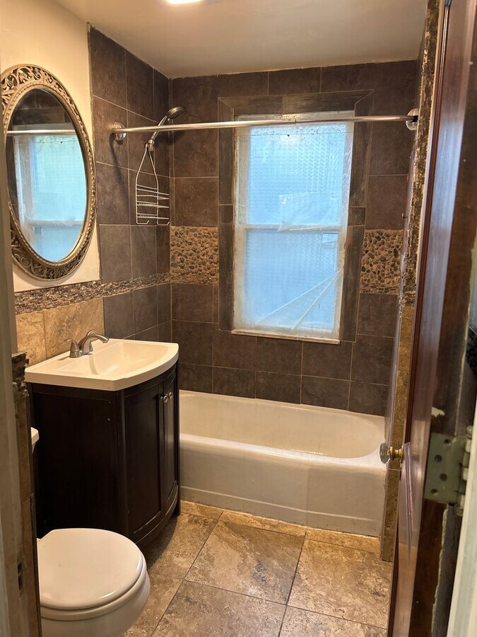Photo - 2918 N Girard Ave Unit 1