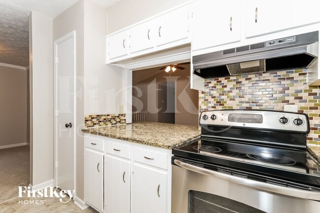 Photo - 1745 Tree Line Rd