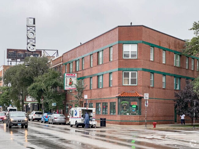 Building Photo - 2638 N Milwaukee Ave Unit G06C Rental