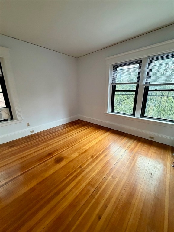 Building Photo - 5 Winchester St Unit 303