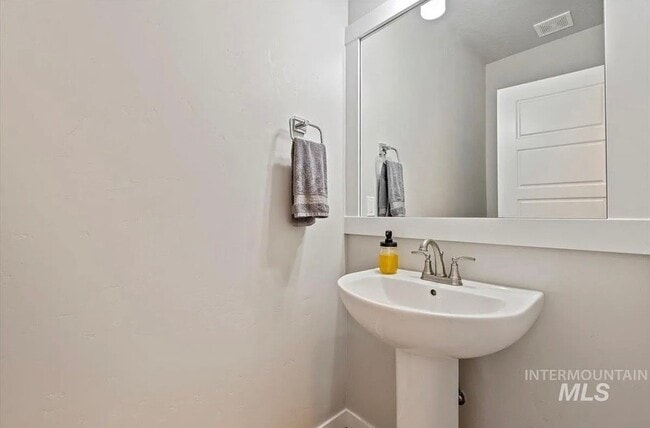 Photo - 5668 W Stadium Ln