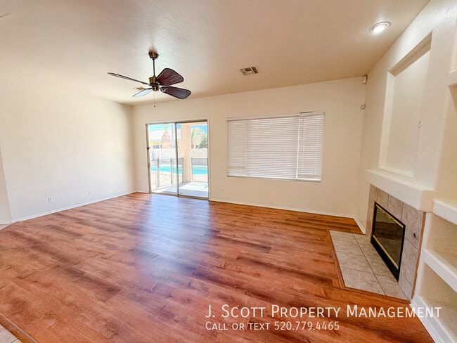 Photo - 279 W Desert Ave