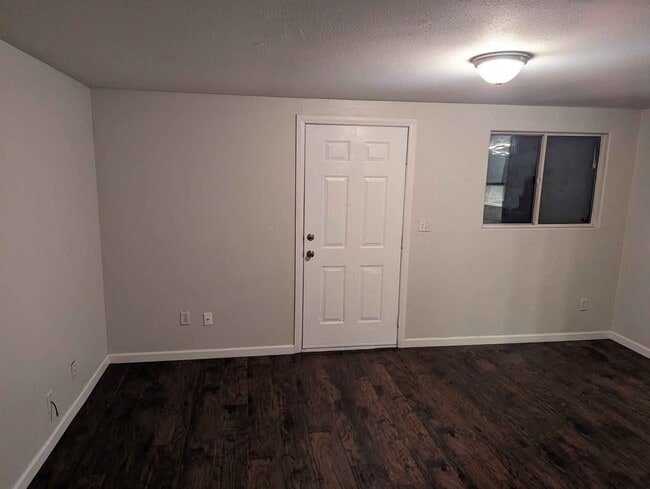 Photo - 238 Goetting Way