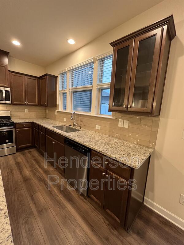 Photo - 9254 Glenburn Ln