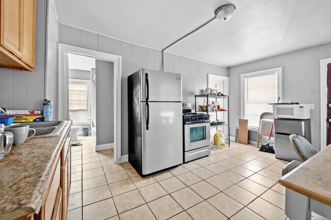 Photo - 122 Murray St