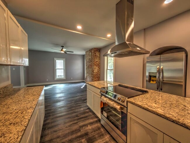 Photo - 623 S 4th St