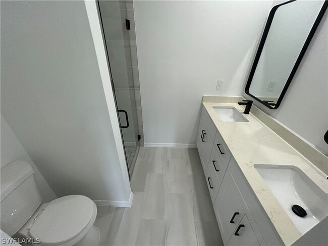 Photo - 455 Bell Blvd