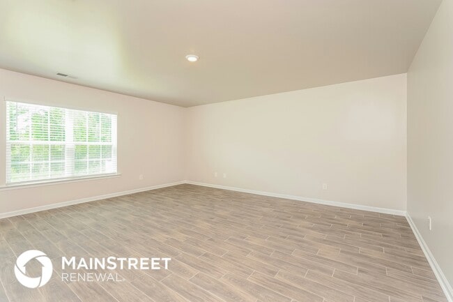 Photo - 149 Sparrow Ln.