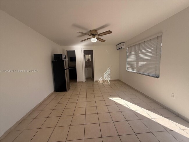 Photo - 233 NW 45th Ave Unit E