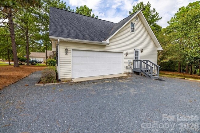 102 Seminole Ct